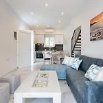 Ad Homes Vila *
