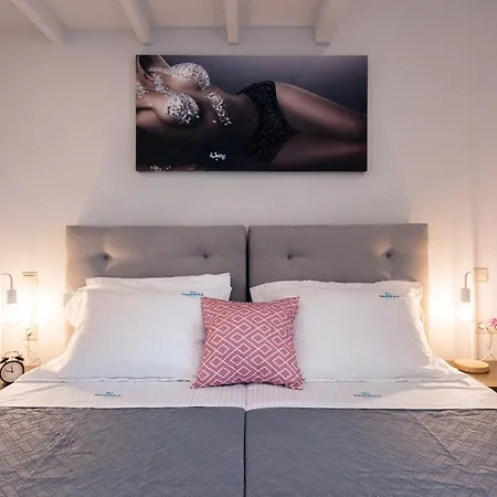 Ad Homes Vilă *