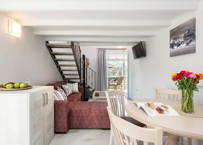 Ad Homes Agios Gordios (Corfu)