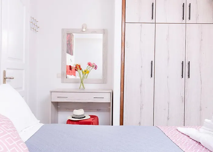 Vila Ad Homes