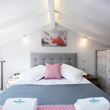 Vila Ad Homes *