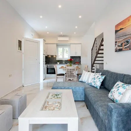 Ad Homes Vila *