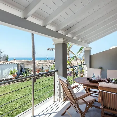 Ad Homes וילה אגיוס גורדיוס