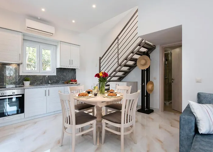 Ad Homes Βίλα